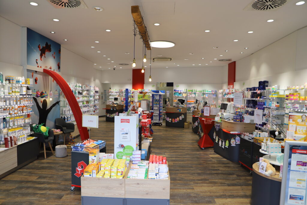 Filiale der AVIE Apotheke im Medio-Center von Innen